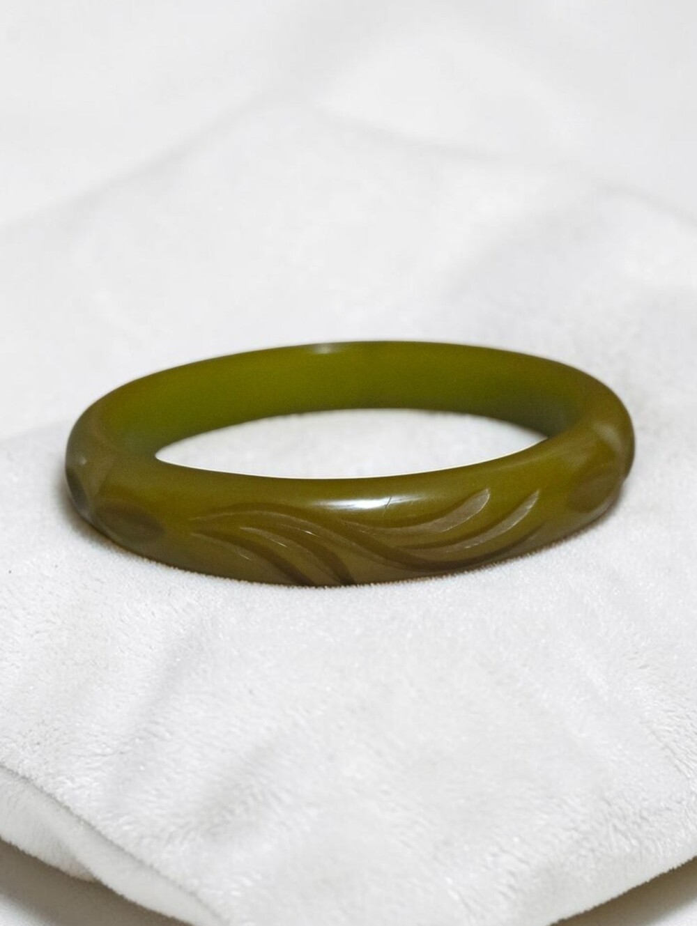 Bakelite Olive Green Carved Bangle Bracelet